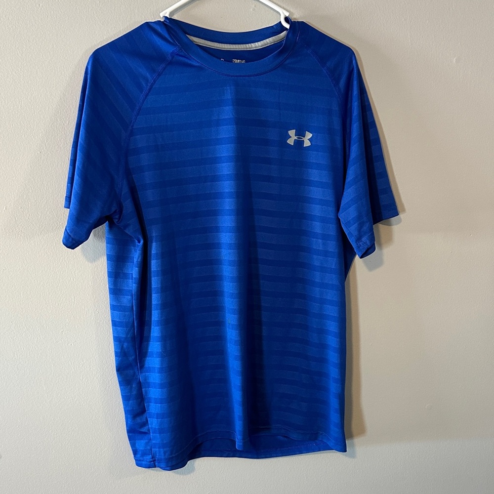 Under Armour Men's Striped Blue Tee